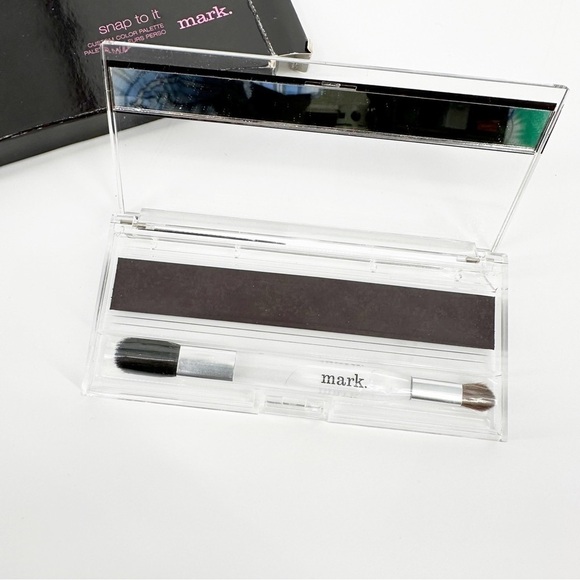 Mark. Snap To It Custom Color Palette - Picture 6 of 7